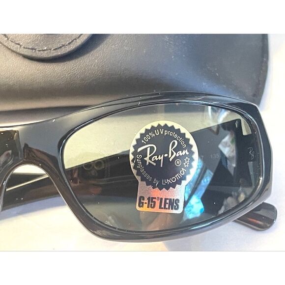 Ray-Ban RB4093 601/9A Black Frame Dark Green Polarized Classic Lens Sunglasses - Picture 2 of 9